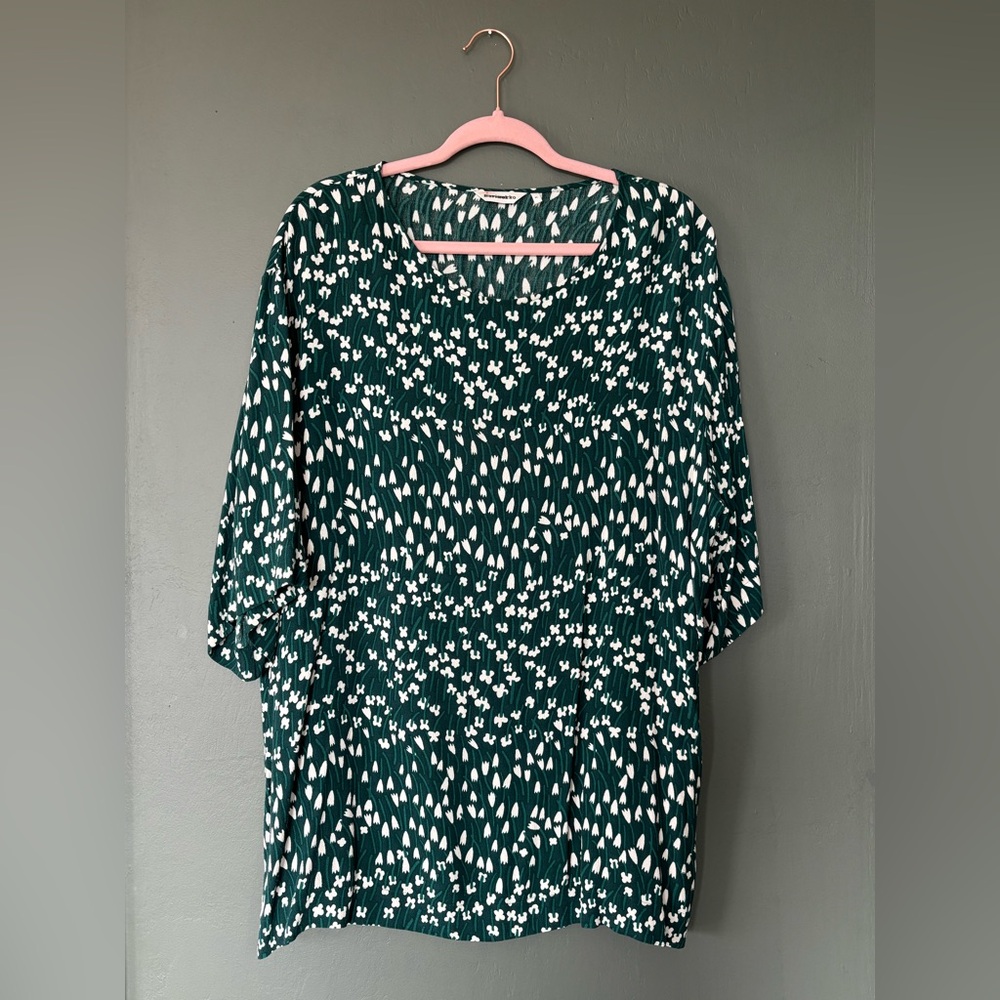Marimekko Eine Tuuladus Green and Ivory Tunic. XL.